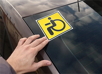 Штраф за отсутствие знака Инвалид на машине